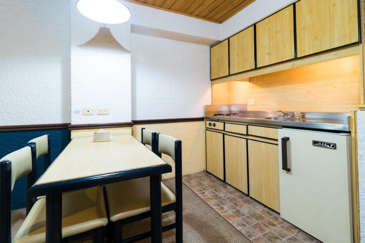 Hotel Suites Real 97 Bogotá Zewnętrze zdjęcie